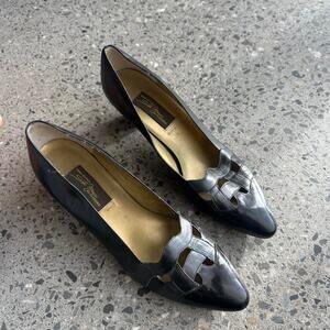 Sesto Meucci Women’s 8.5 Narrow Black Leather Cutout Heels Kitten